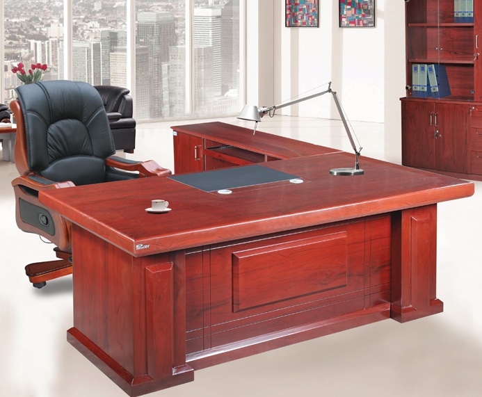 Cách đóng gói bàn ghế giám đốc khi chuyển văn phòng